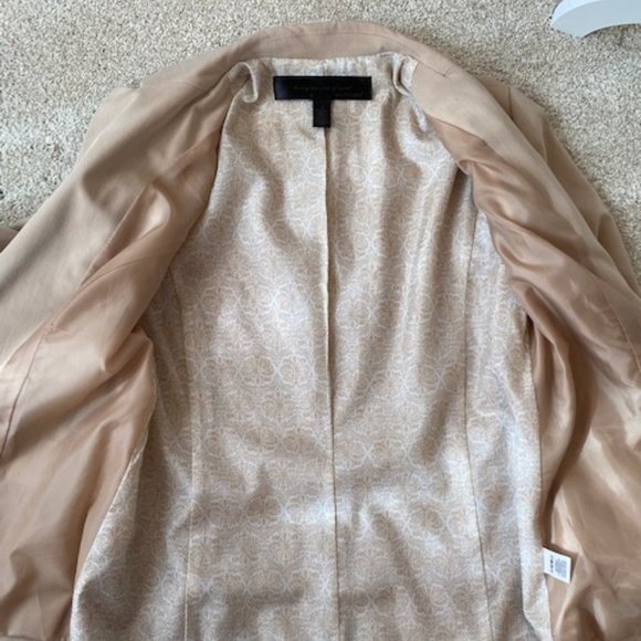 Apostrophe Tan Blazer - Size 10 - Picture 9 of 9